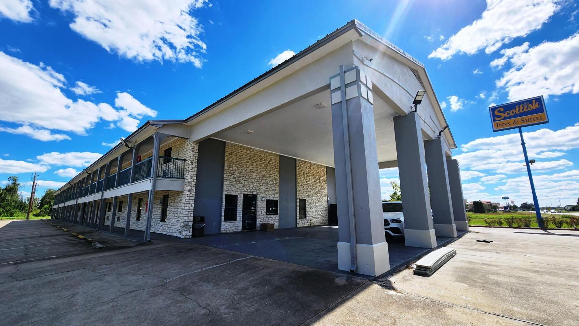 Scottish Inn & Suites Wharton Extérieur photo