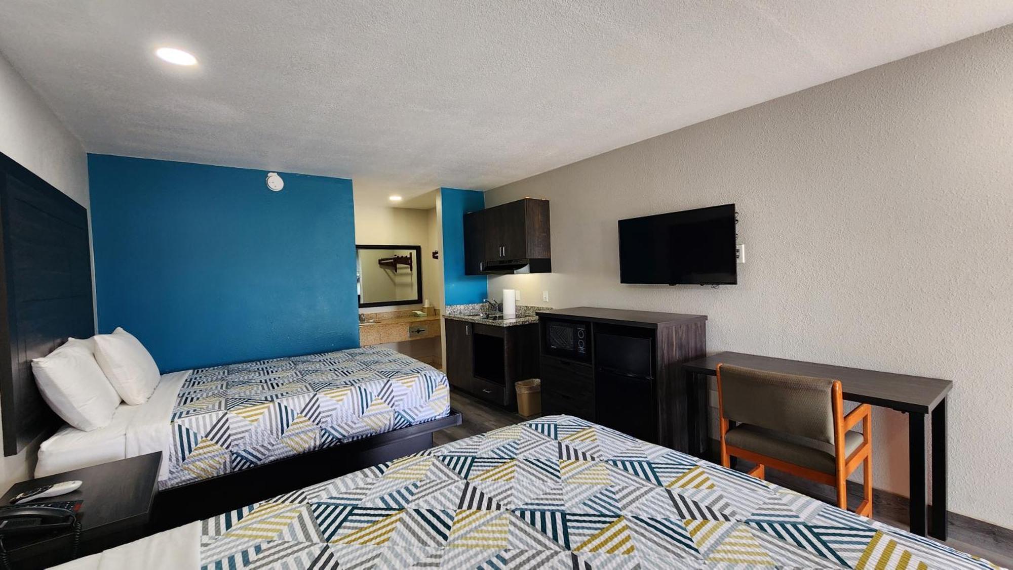 Scottish Inn & Suites Wharton Extérieur photo